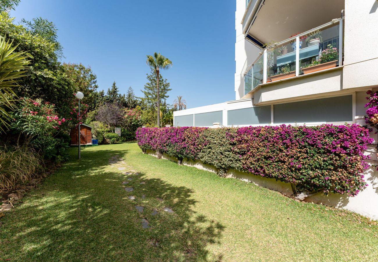 Apartamento en Marbella - MalagaSuite Marbella Pool Paradise