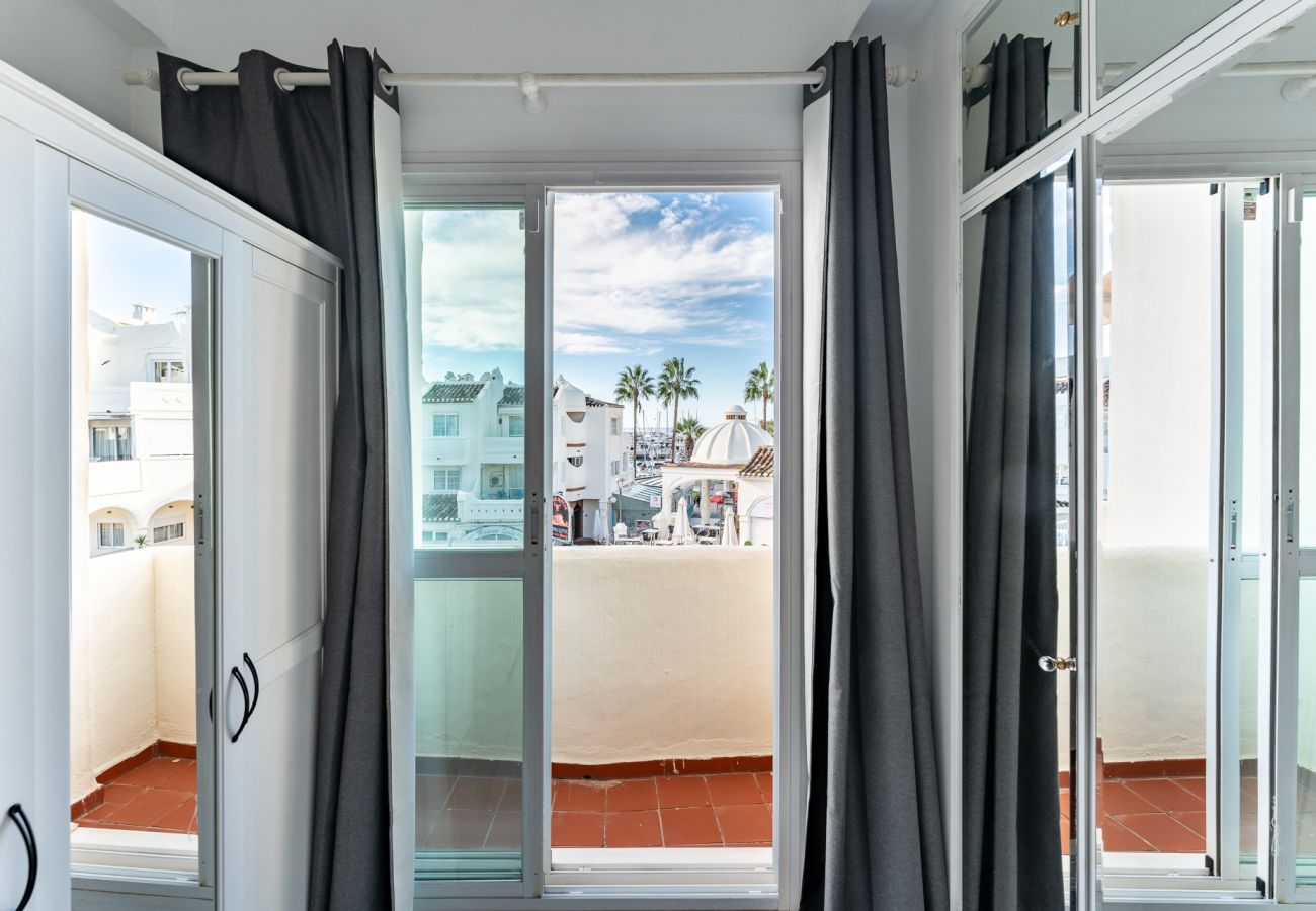 Apartamento en Benalmádena - MalagaSuite Puerto Marina Benalmadena