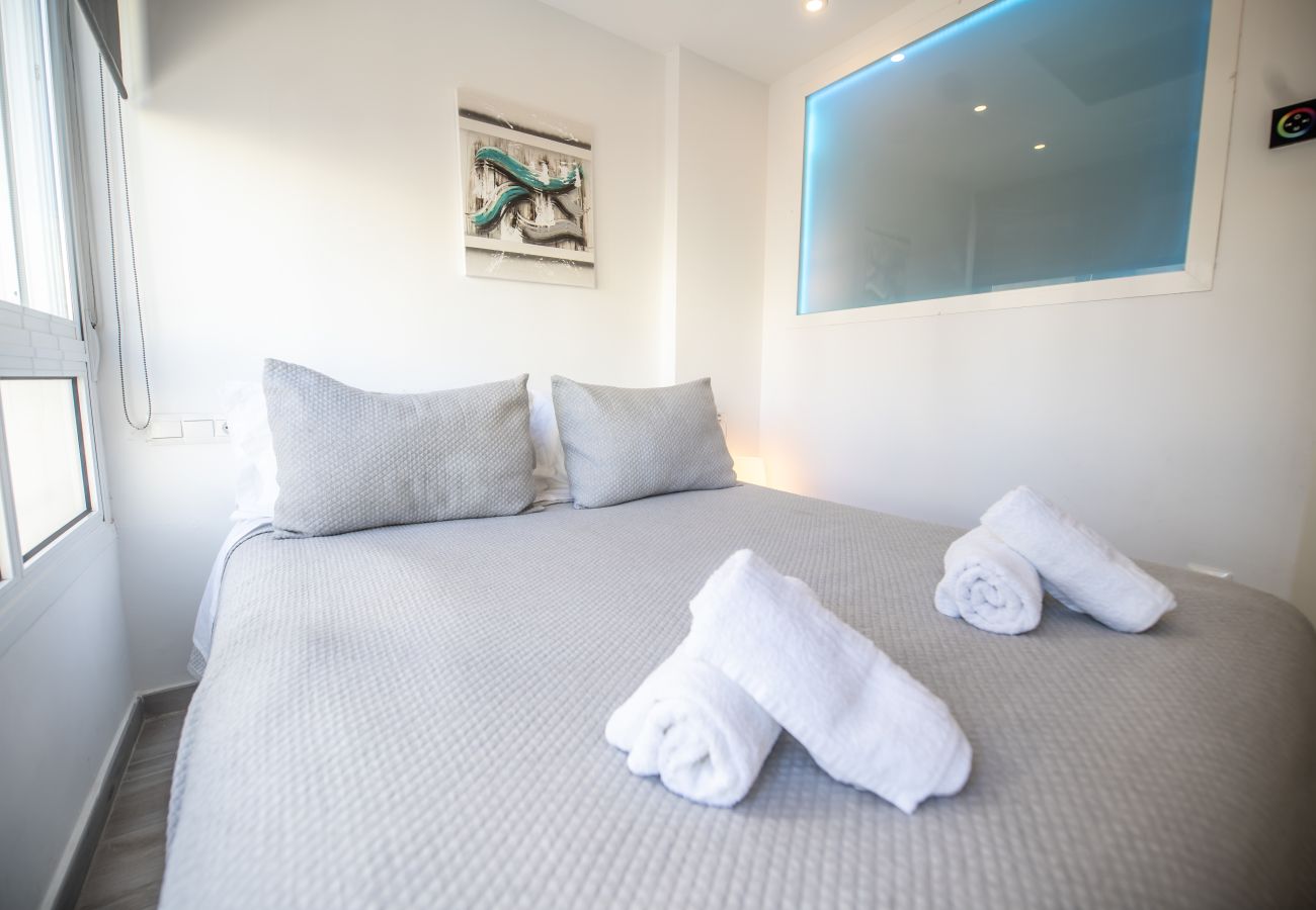 Apartamento en Torremolinos - MalagaSuite Dreams of Torremolinos