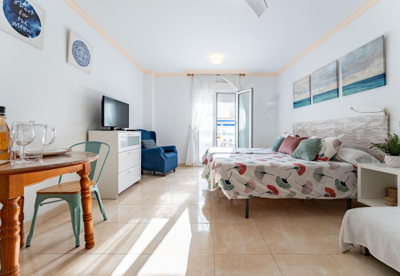 Apartamento en Torremolinos - MalagaSuite El Levante Apartment 2