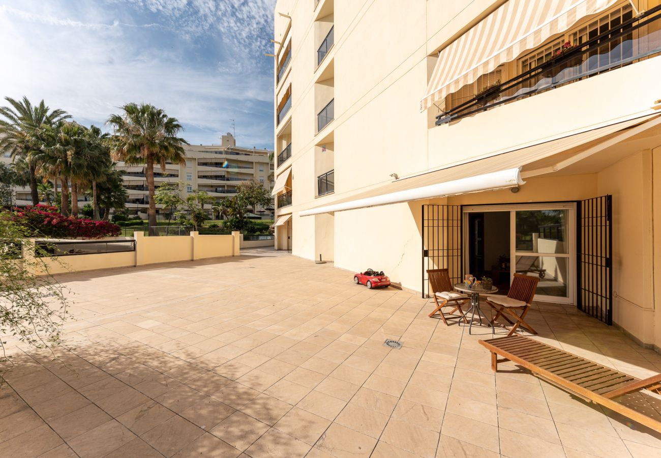 Apartamento en Torremolinos - MalagaSuite Terrace&Pool Playamar