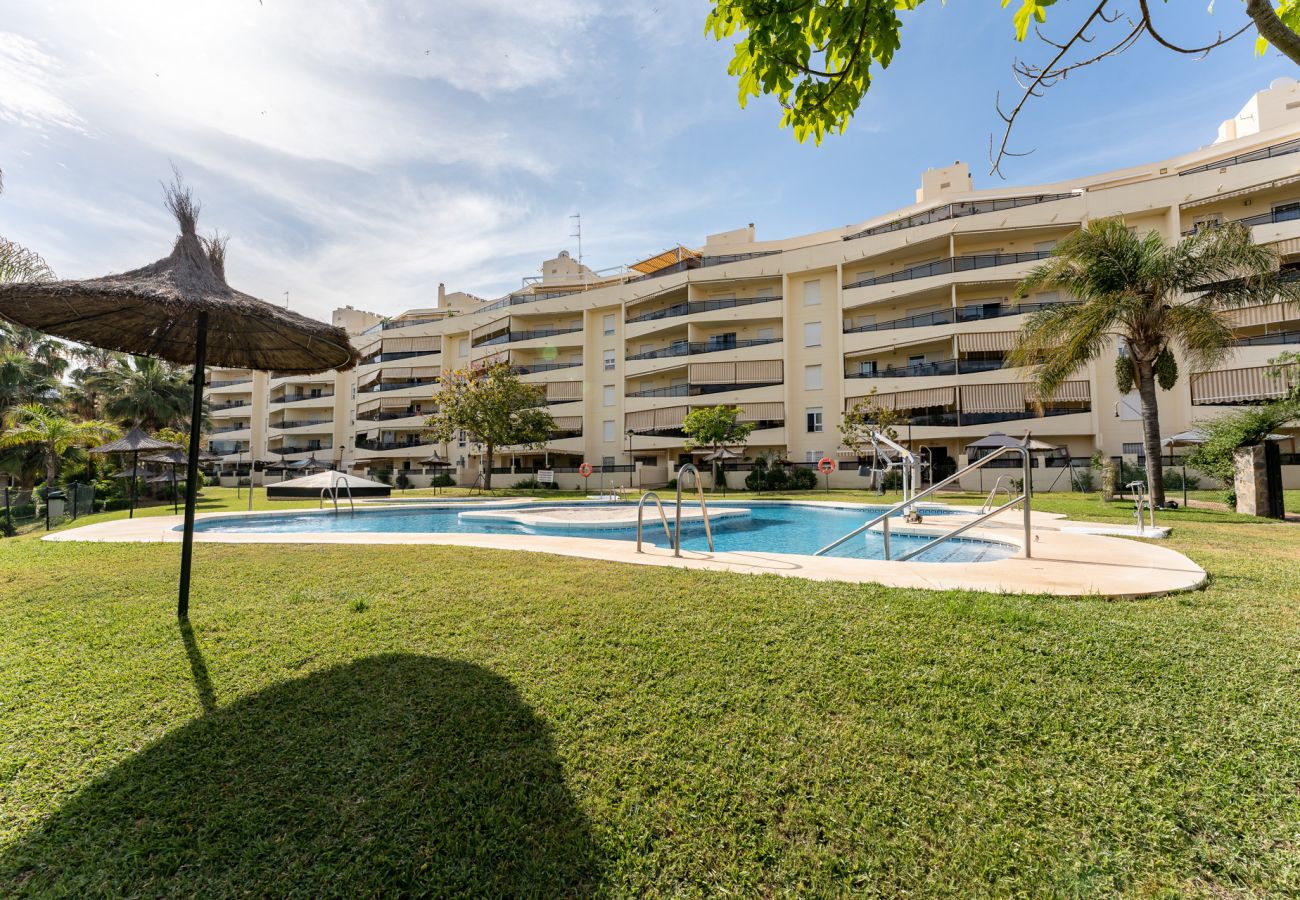 Apartamento en Torremolinos - MalagaSuite Terrace&Pool Playamar