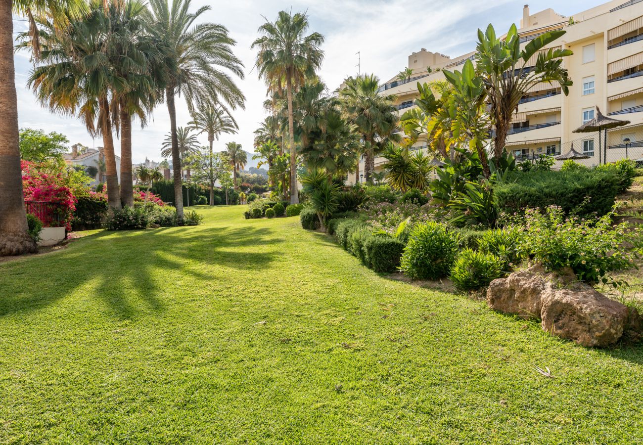 Apartamento en Torremolinos - MalagaSuite Terrace&Pool Playamar