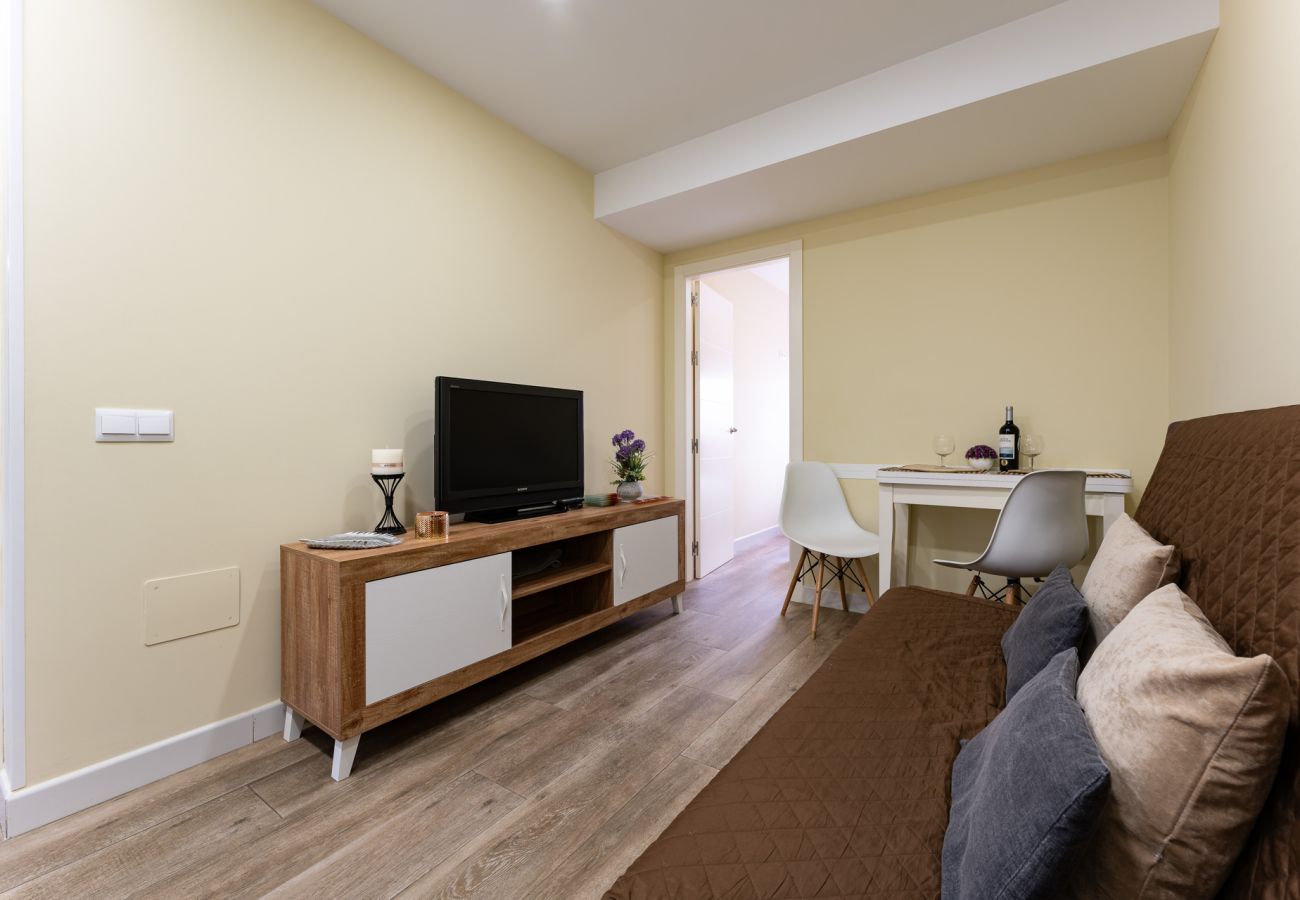 Ferienwohnung in Málaga - MalagaSuite Bermeja City 2