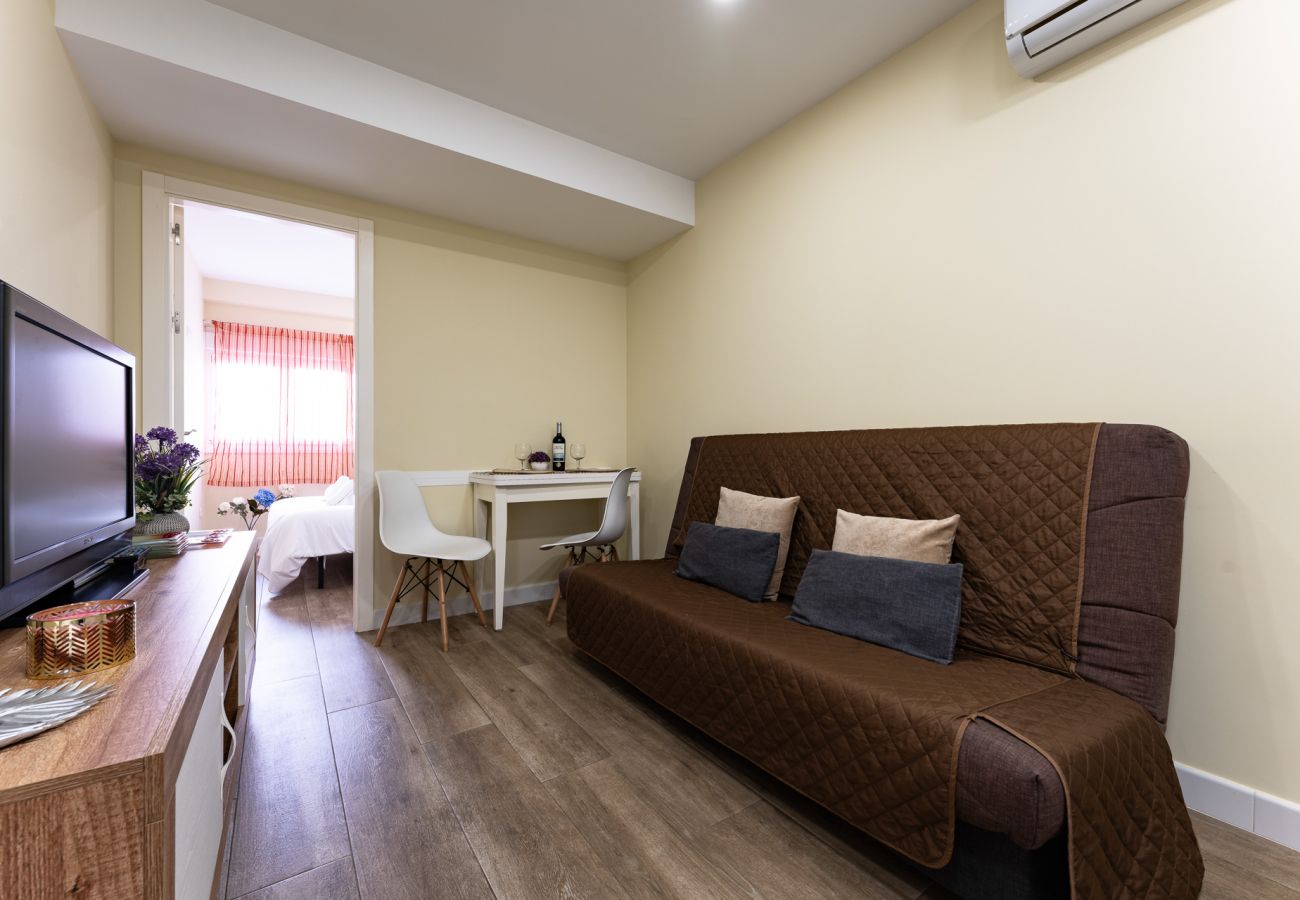 Ferienwohnung in Málaga - MalagaSuite Bermeja City 2