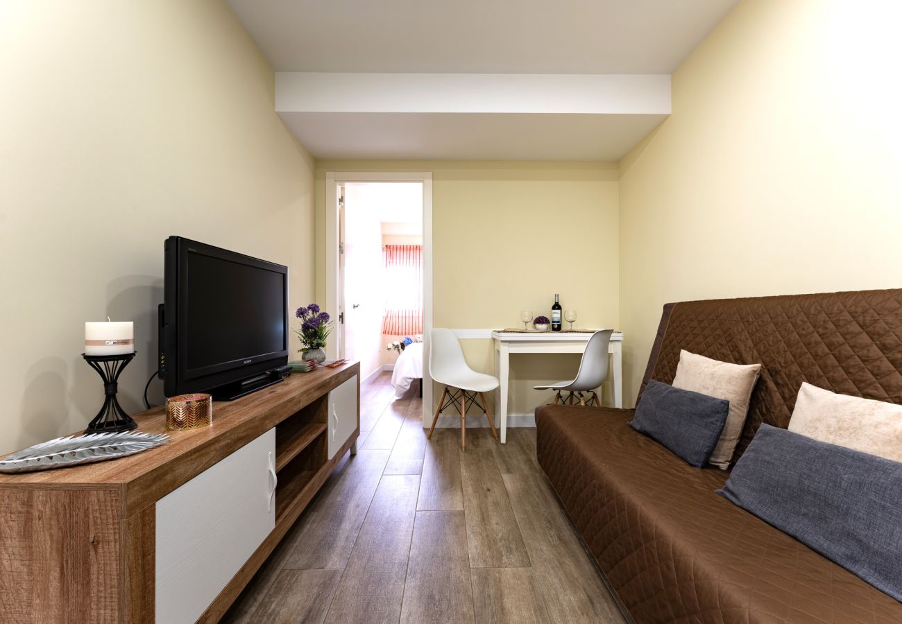 Ferienwohnung in Málaga - MalagaSuite Bermeja City 2