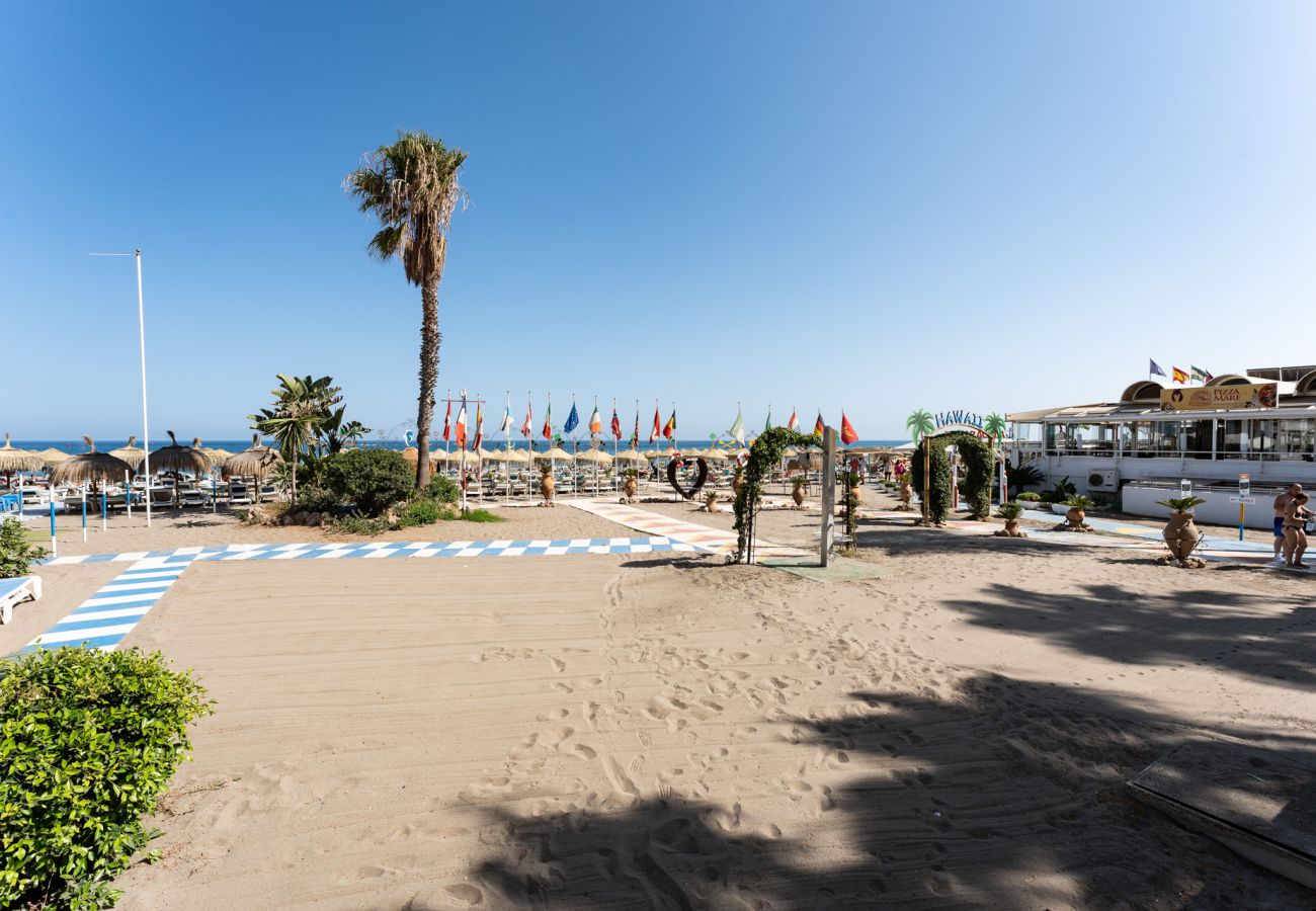 Ferienwohnung in Torremolinos - MalagaSuite Las Palmeras Sol