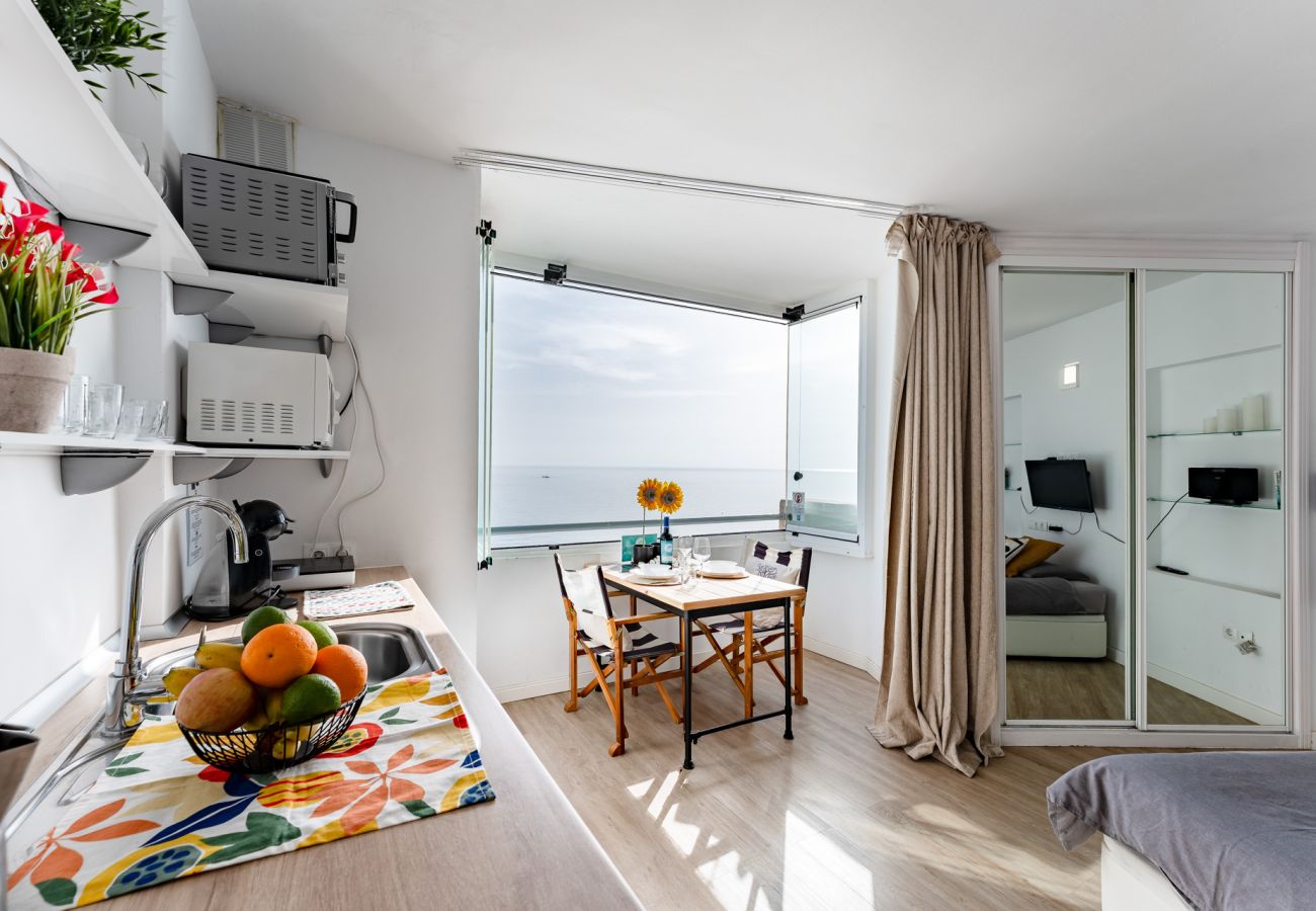 Ferienwohnung in Fuengirola - MalagaSuite Dolphin Beach