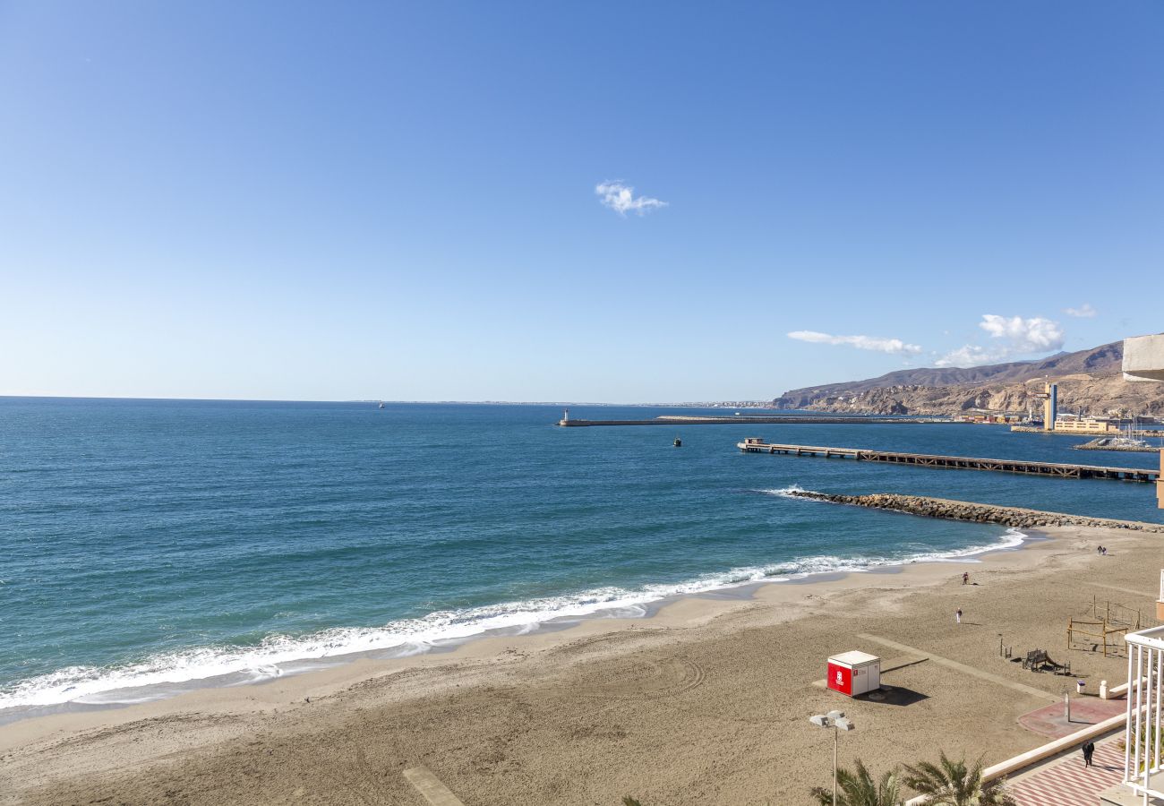 Ferienwohnung in Almería - AlmeriaSuite Impressive Beach Views