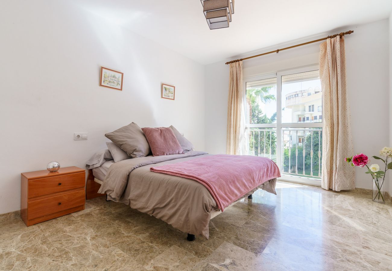 Apartment in Torremolinos - MalagaSuite Lovely & Comfy Torremolinos