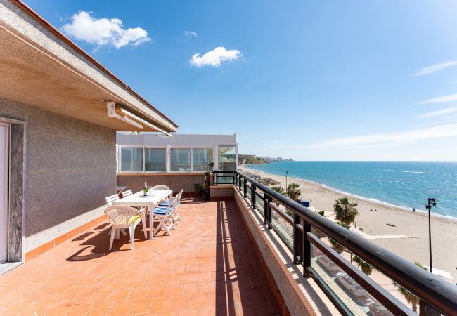  in Fuengirola - Malagasuite Seaside Penthouse Fuengirola