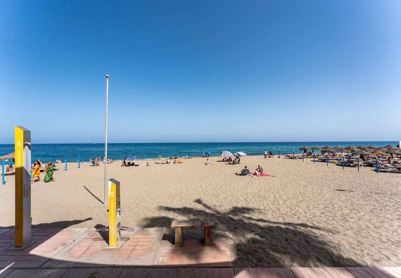 Apartment in Fuengirola - MalagaSuite Golden Views Fuengirola