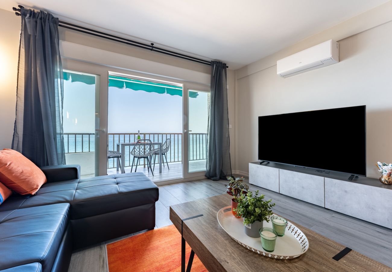 Apartment in Fuengirola - MalagaSuite Golden Views Fuengirola