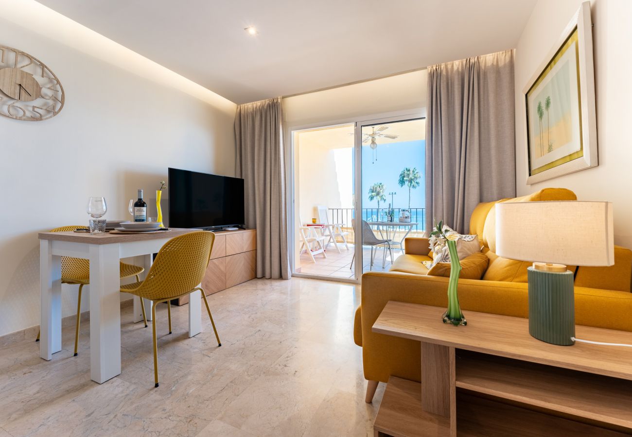 Apartment in Torremolinos - MalagaSuite Las Palmeras Sol