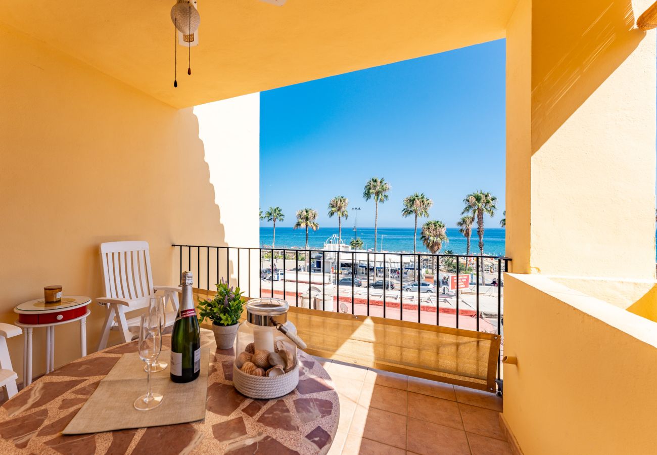 Apartment in Torremolinos - MalagaSuite Las Palmeras Sol