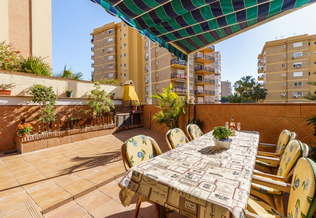 Appartamento a Torremolinos - MalagaSuite Relax Terrace & Pool